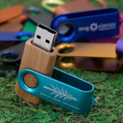 bamboo swivel flash drive